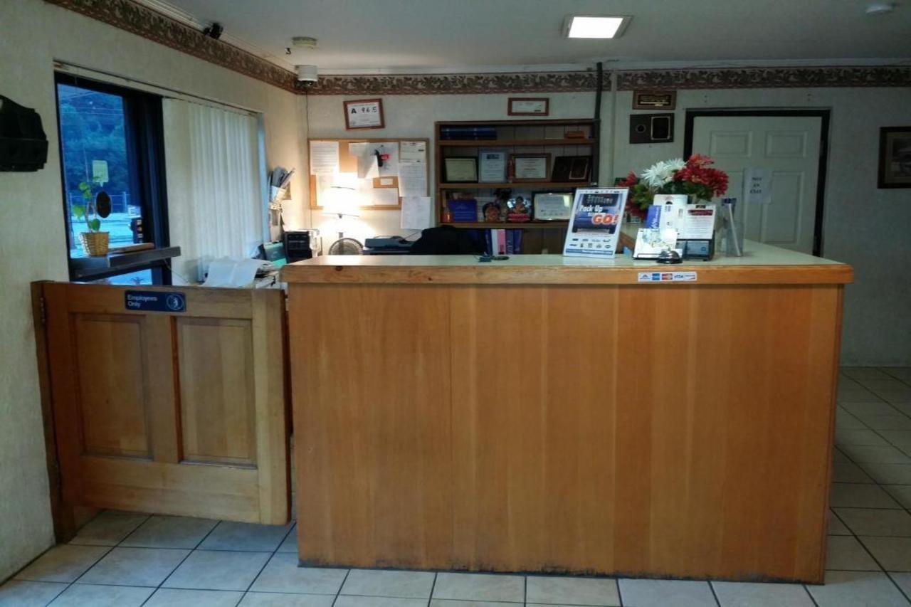 Loyalty Inn Rockingham Extérieur photo