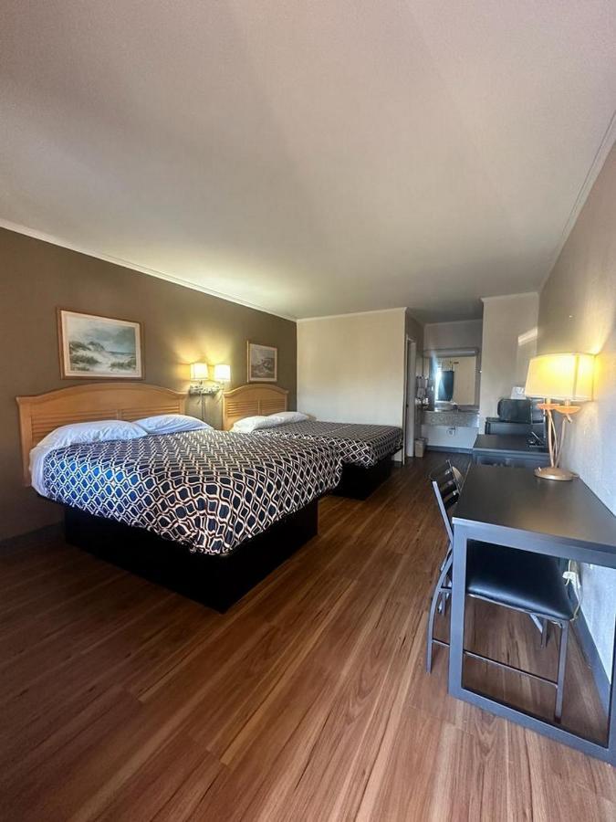 Loyalty Inn Rockingham Extérieur photo