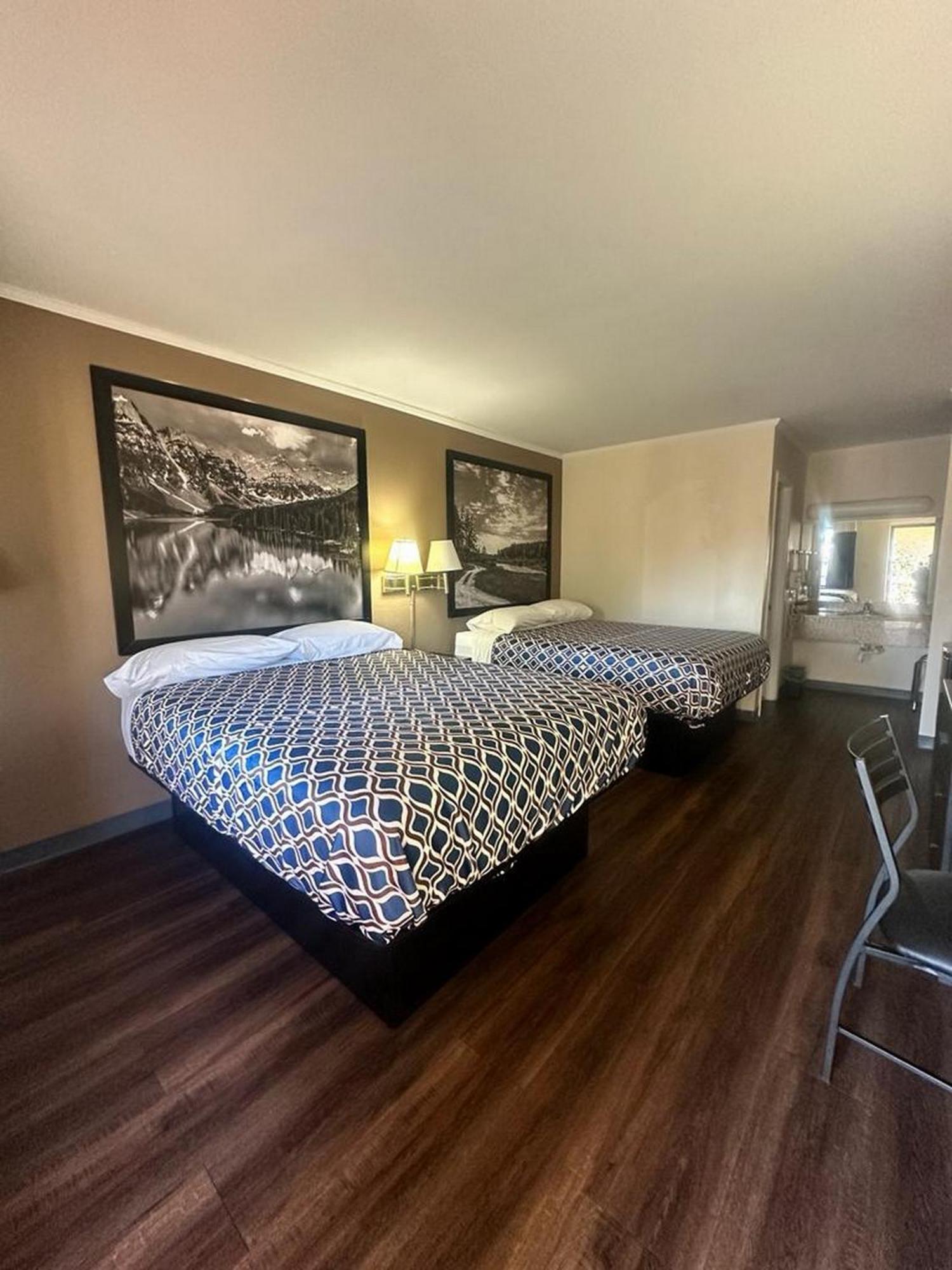Loyalty Inn Rockingham Extérieur photo