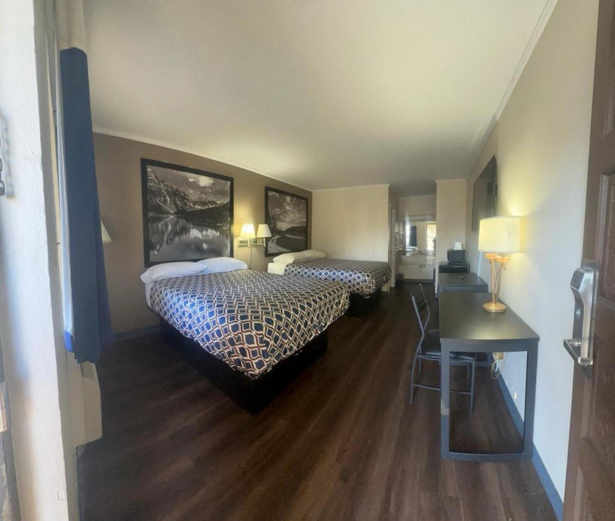 Loyalty Inn Rockingham Extérieur photo